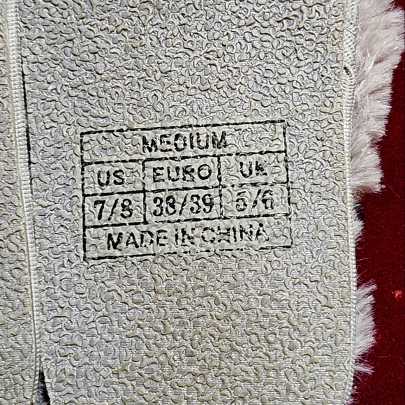 Capelli Women's Slippers - Picture 5 of 5